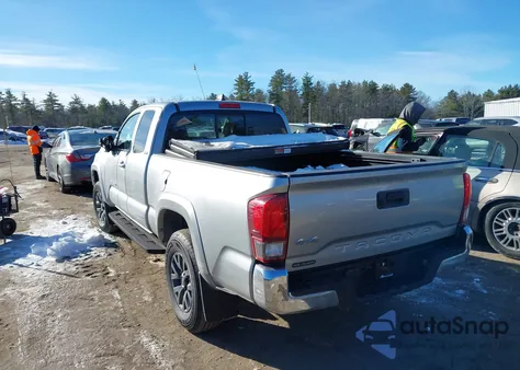 2022 Toyota Tacoma Sr5 z USA, uszkodzony, nr VIN 3TYSX5EN9NT012243